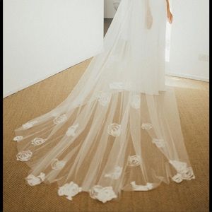 Grace Loves Lace Fleur Veil